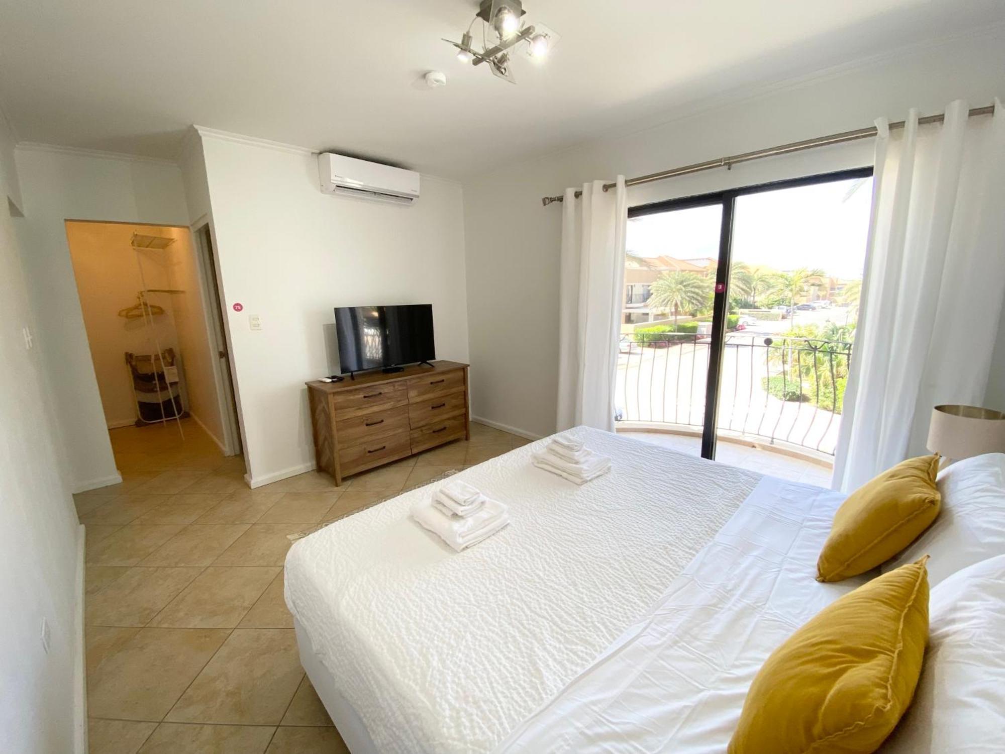 فيلا Casa Azure Aruba شاطئ بالم المظهر الخارجي الصورة
